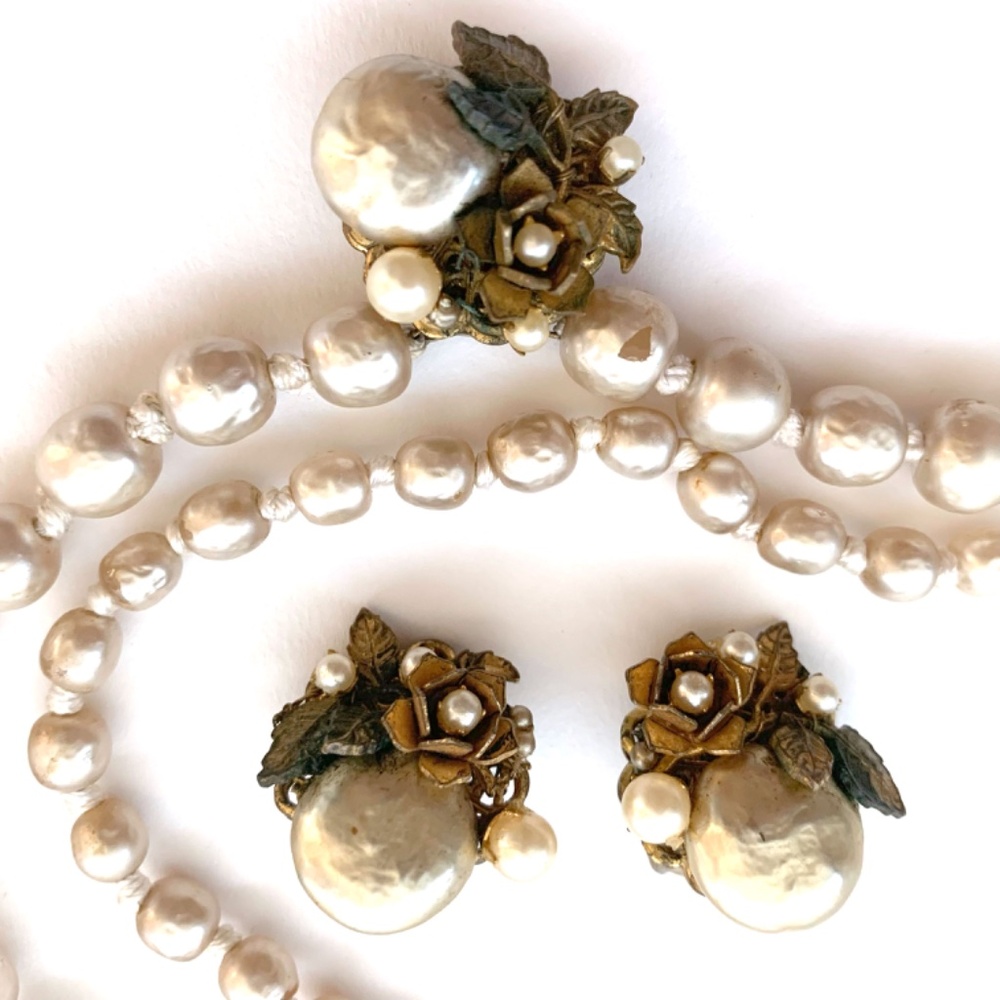 Vintage Miriam Haskell 40's Necklace & Earrings - Picture 2 of 7